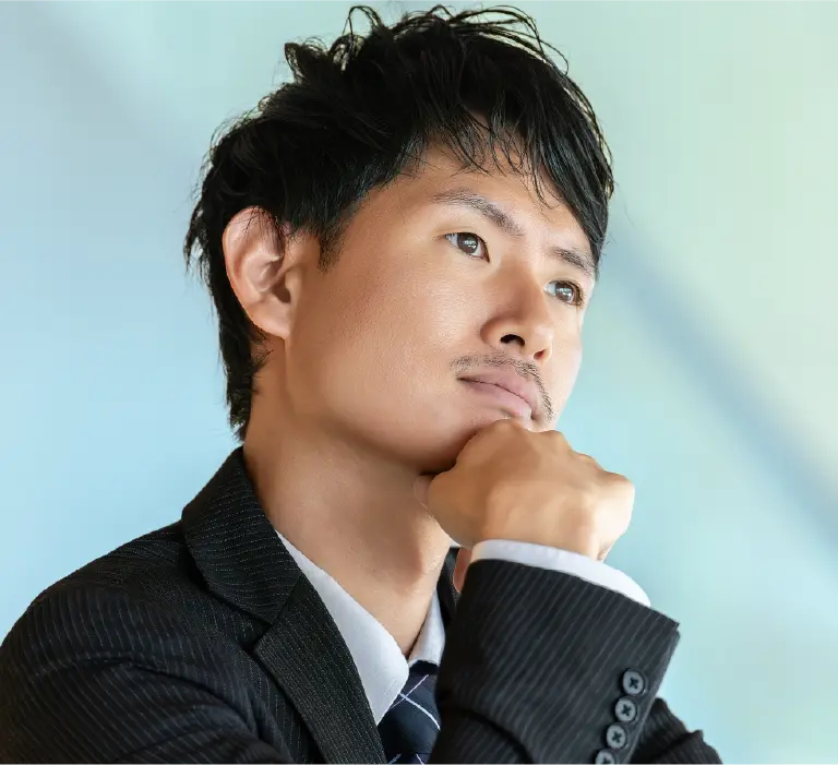 悩んでいる男性社員